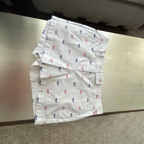 Vineyard Vines Shorts - Picture 1 of 3